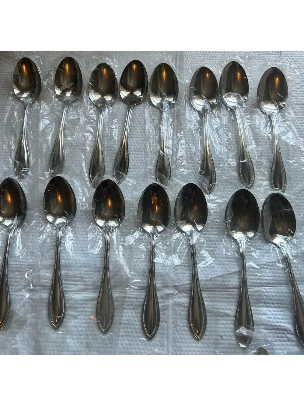 26 Piece Oneida Arbor American Harmony Beaded Stainless Steel Flatware NEW